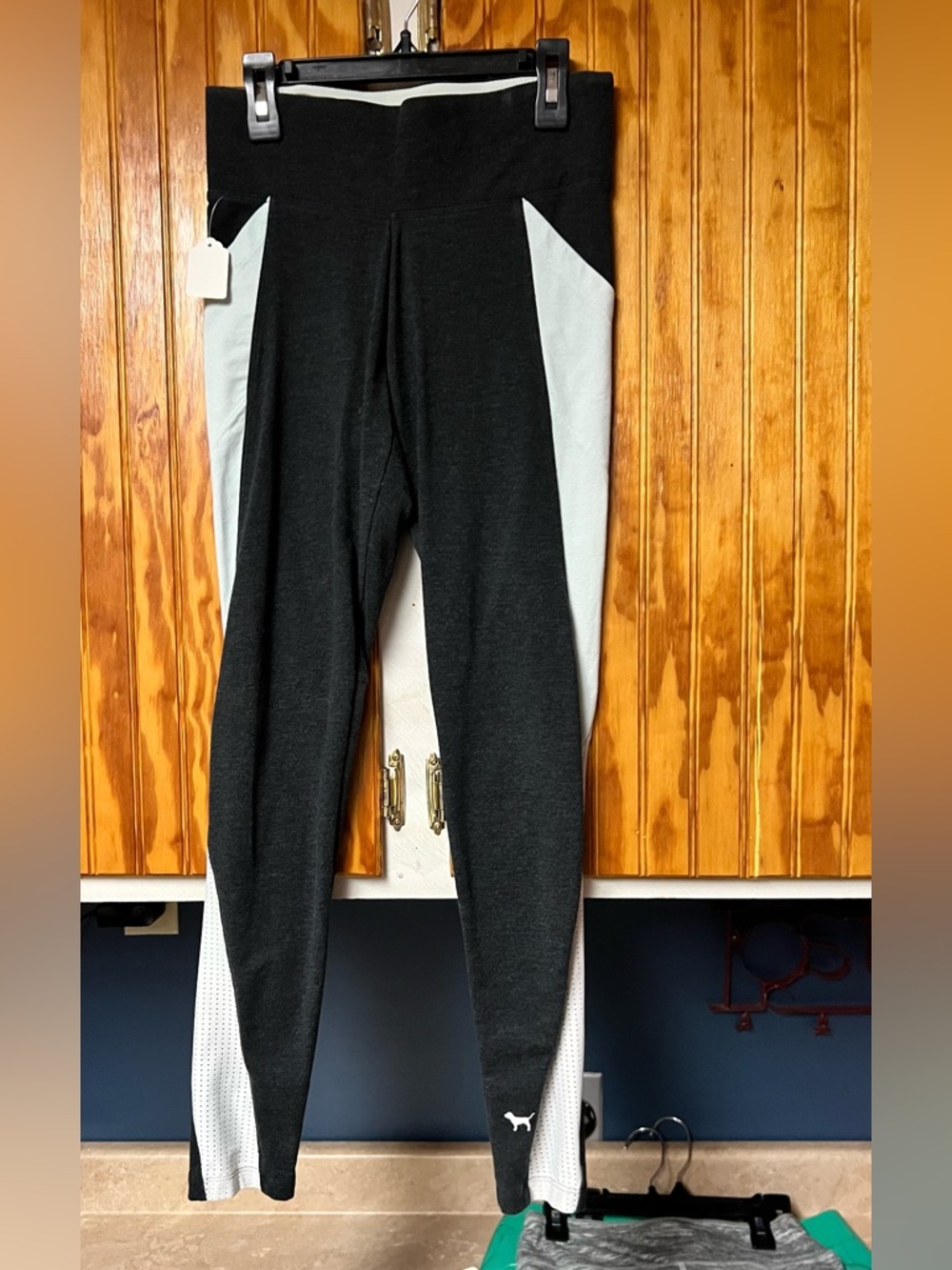 Womens VS PINK yoga leggings size XS